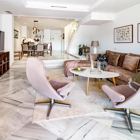 Nyaraló Tropical Palmy 3 Bedroom Townhouse In Nueva Andalucia Close To Puerto Banus