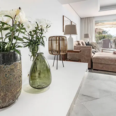 Tropical Palmy 3 Bedroom Townhouse In Nueva Andalucia Close To Puerto Banus *