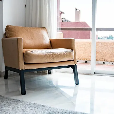 Tropical Palmy 3 Bedroom Townhouse In Nueva Andalucia Close To Puerto Banus マルベーリャ