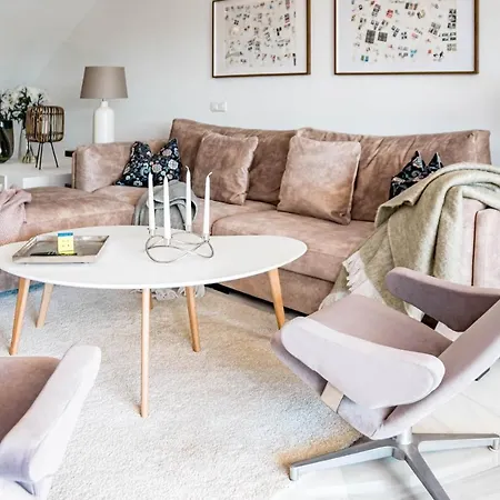 Tropical Palmy 3 Bedroom Townhouse In Nueva Andalucia Close To Puerto Banus Marbella