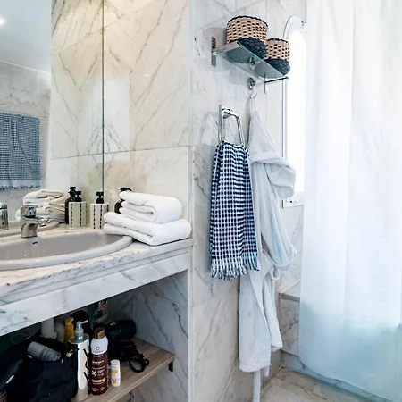 Tropical Palmy 3 Bedroom Townhouse In Nueva Andalucia Close To Puerto Banus