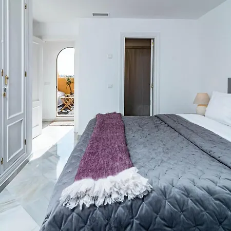Tropical Palmy 3 Bedroom Townhouse In Nueva Andalucia Close To Puerto Banus
