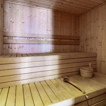 Tropical Palmy 3 Bedroom Townhouse In Nueva Andalucia Close To Puerto Banus Dom wakacyjny *