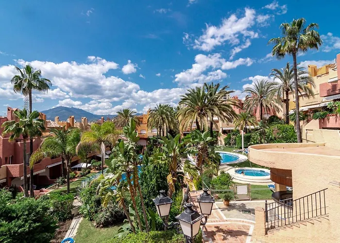 Tropical Palmy 3 Bedroom Townhouse In Nueva Andalucia Close To Puerto Banus *